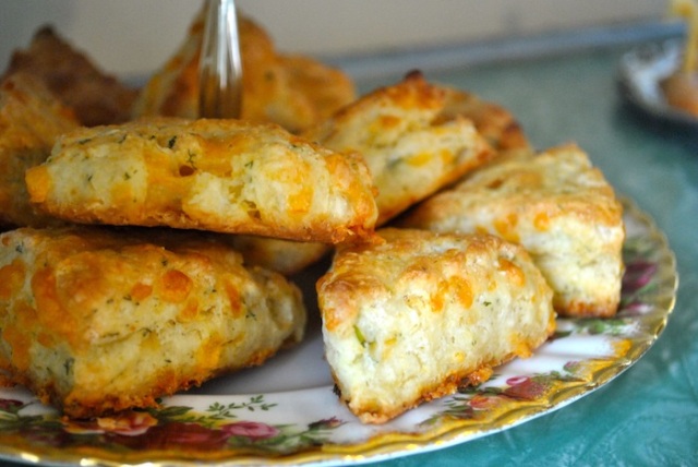 Cheese and dill scones